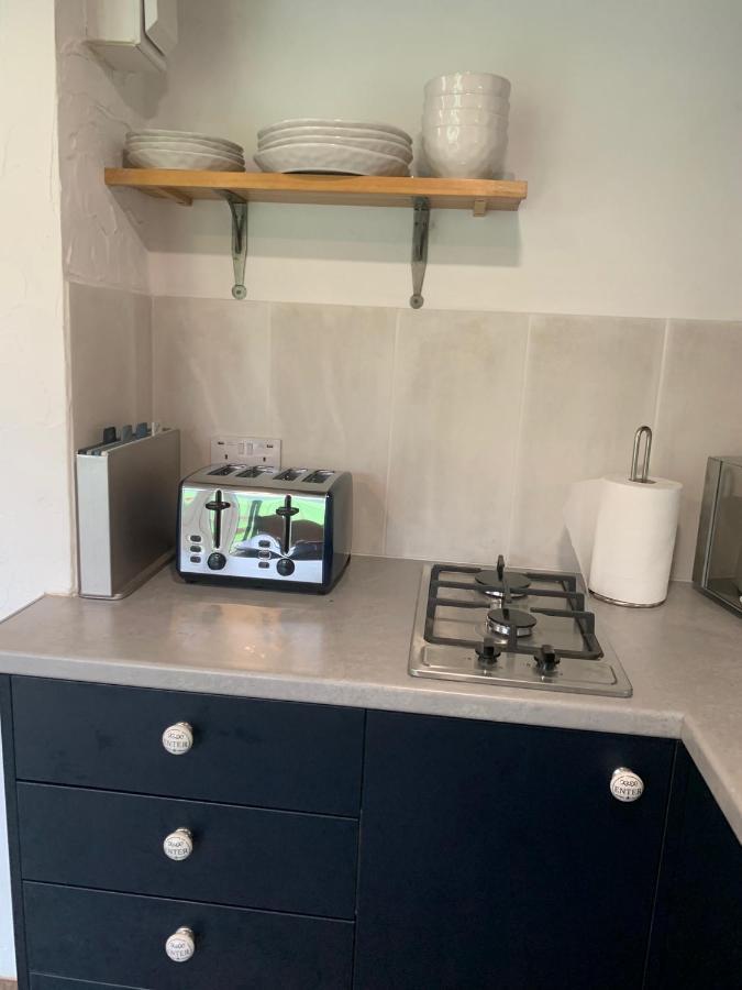 Molehill Lodge Swansea Eksteriør bilde